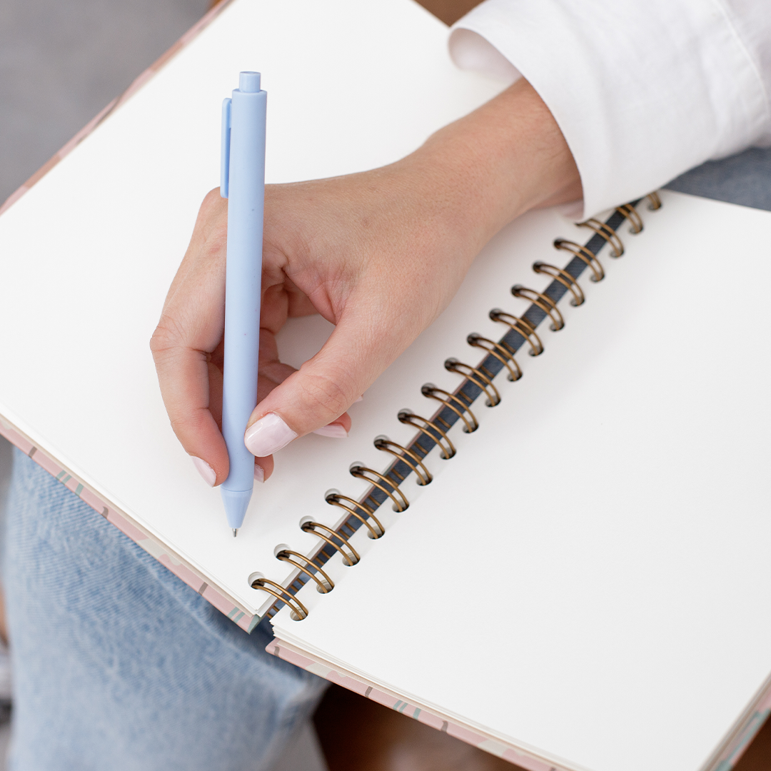 La importancia del papel en la creatividad: potencia tu inspiración artística